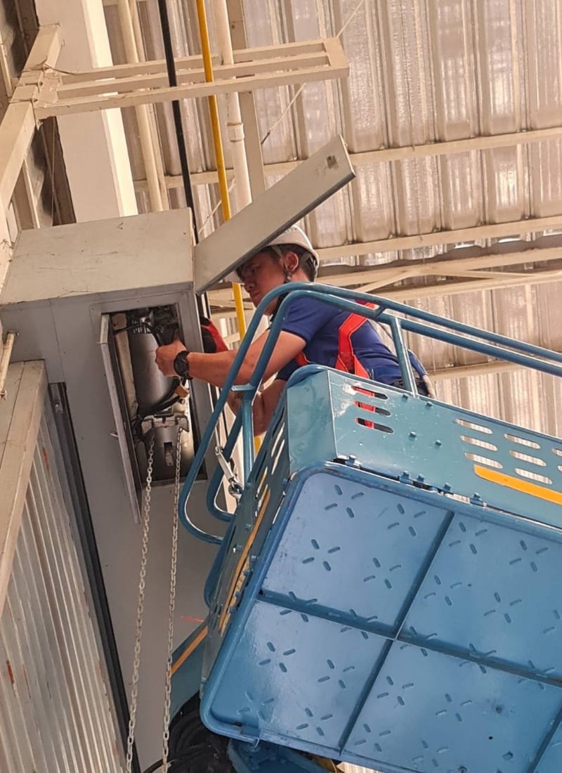 ประตูม้วน ชลบุรี